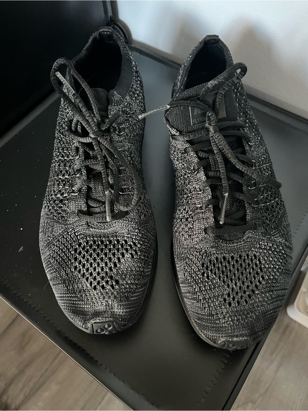 Nike flyknit racer size 6